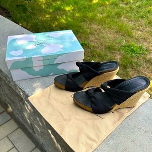 Donald J Pliner Black/Natural Mesh Elastic/Hemp Wedge w/ box - 8.5